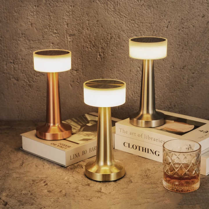 NOIRE Golden LED Desk Lamp with Touch Sensor