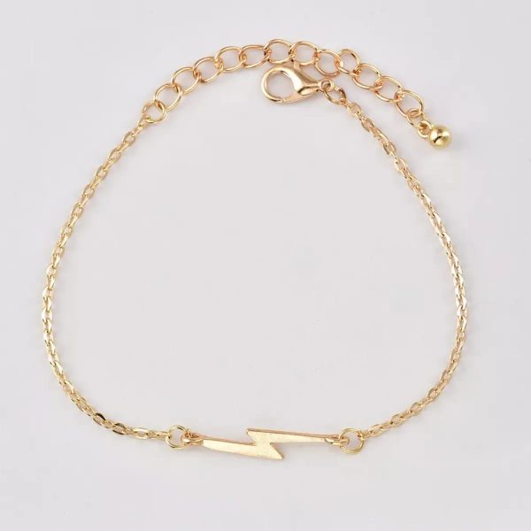 ⚡ Elegant Spark Lightning Bolt Bracelet – Adjustable Gold Chain